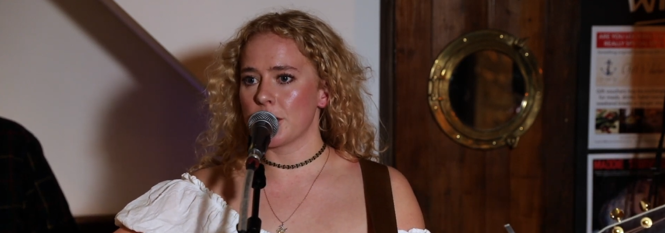 A lively evening at the pub